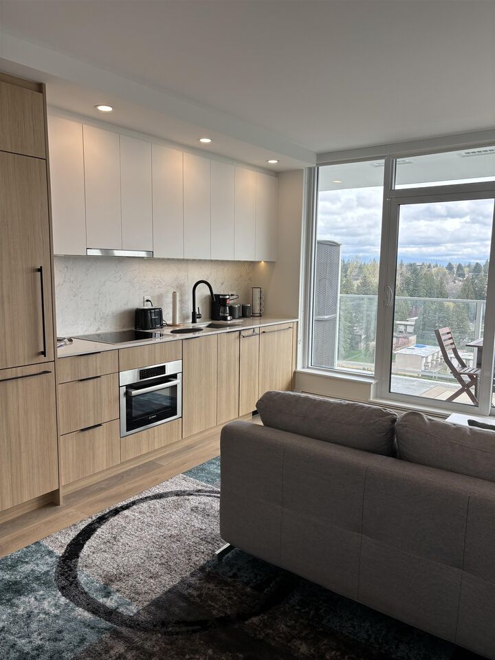 Photo de la propriété:  13685 102 Avenue 1503  BC V3T 1N7 