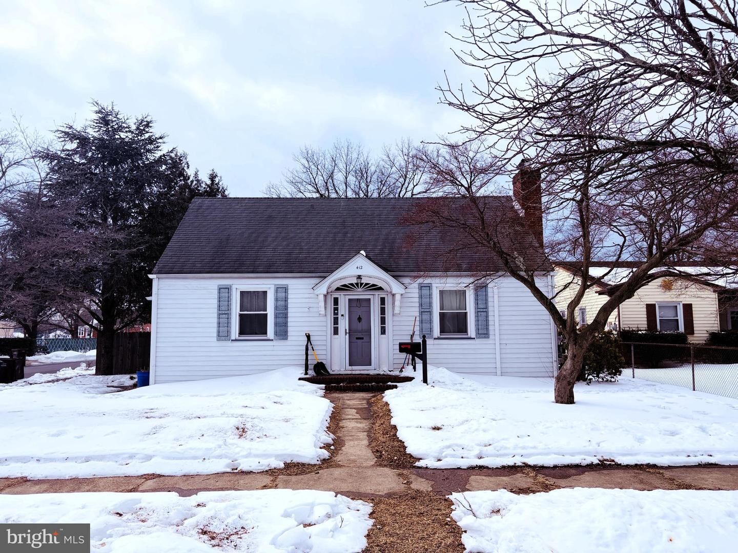 Property Photo:  412 Lippincott Avenue  NJ 08075 