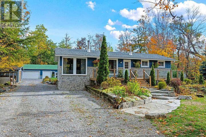 Property Photo: 25 Sugarbush Boulevard ON K0L 1J0