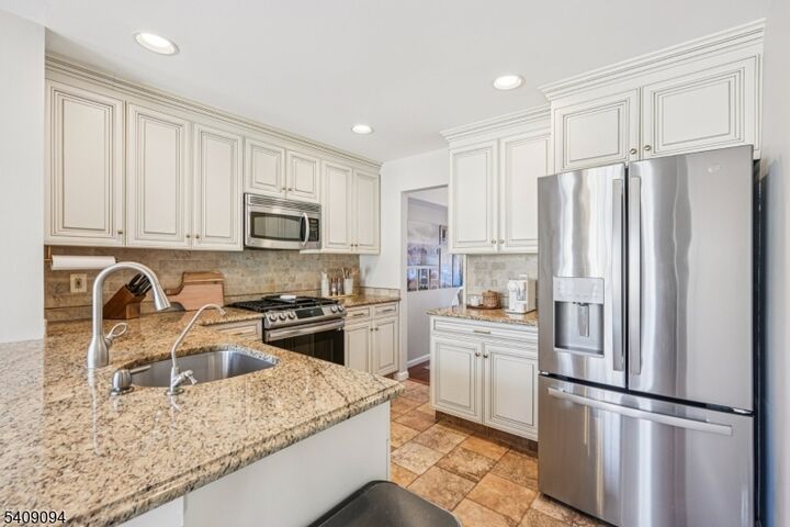 Property Photo:  52 Ryan Ln  NJ 07035 