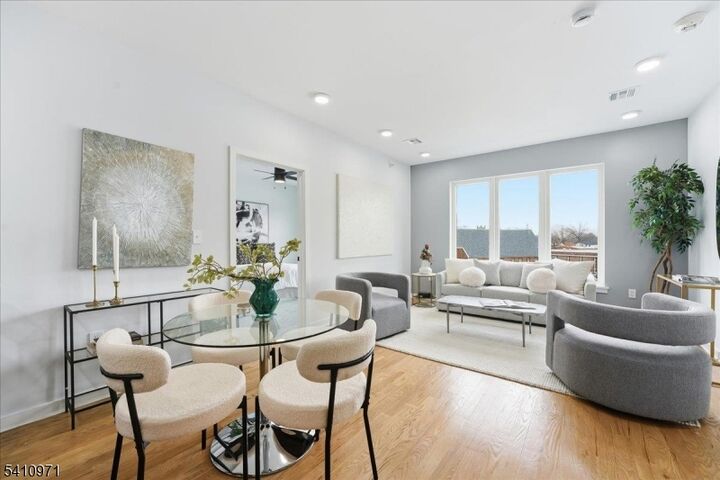 Property Photo:  660 Bloomfield Ave 402  NJ 07003 