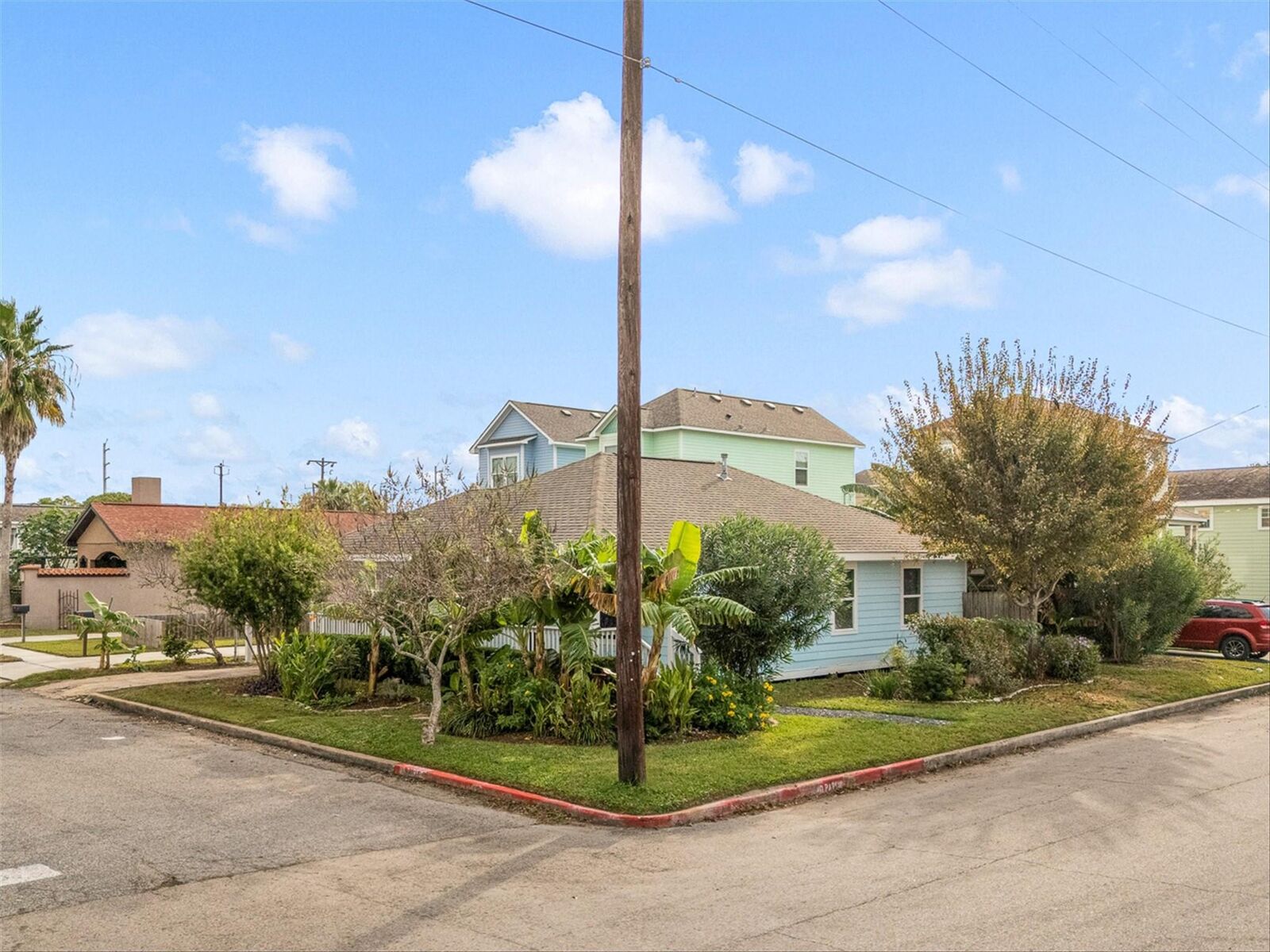 Property Photo:  1602 55th Street  TX 77551 