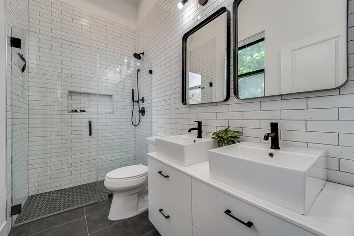 Property Photo: 78 Paterson St 2A NJ 07307