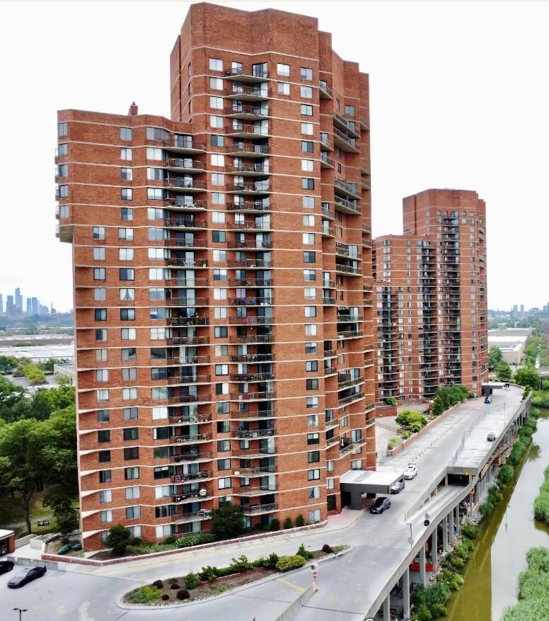 Property Photo:  1740 Harmon Cove Tower  NJ 07094 