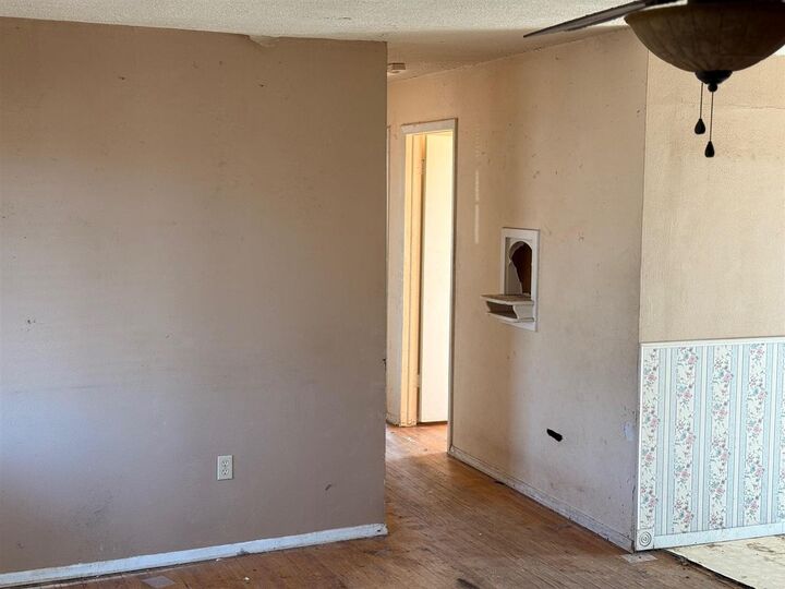 Property Photo:  72 SW 45th St  OK 73505 