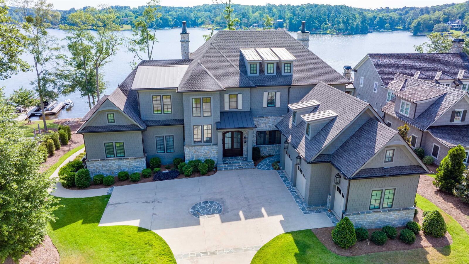 Property Photo:  202 Eagles Way  GA 31024 