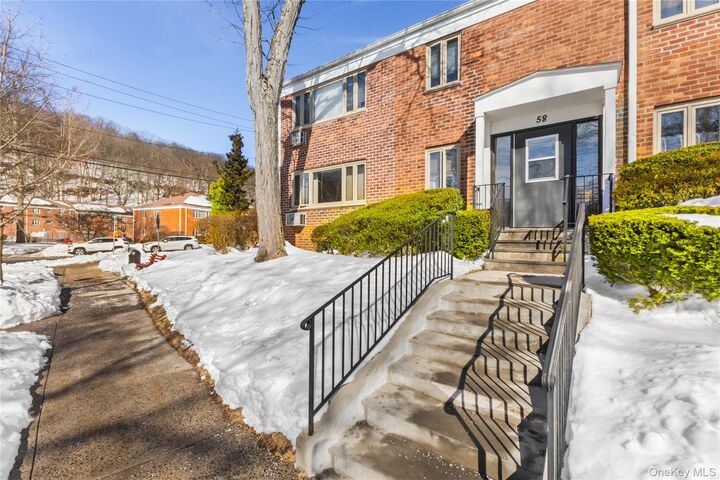 Property Photo:  58 Lawrence Court A  NY 10603 