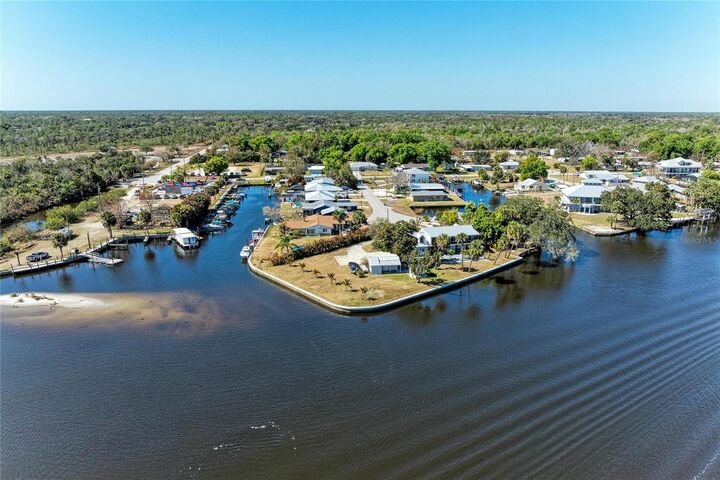 Property Photo:  9610 SW Yacht Drive  FL 34269 