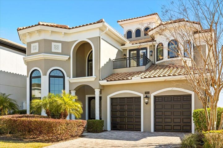 Property Photo:  7862 Palmilla Court  FL 34747 