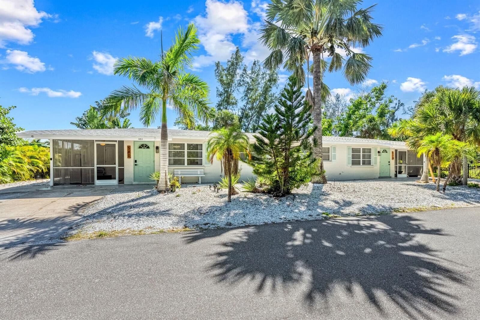 Property Photo: 578 Companion Way FL 34228
