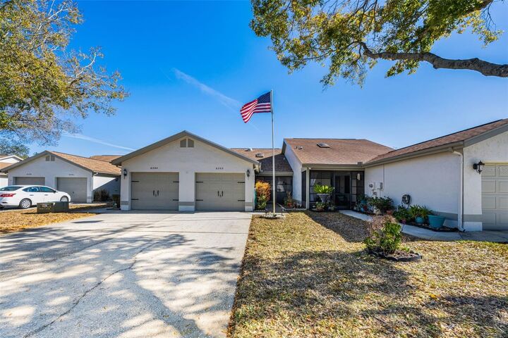 Property Photo:  8202 Leafy Court  FL 34668 