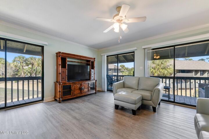 Property Photo:  284 Lanai  MS 39525 