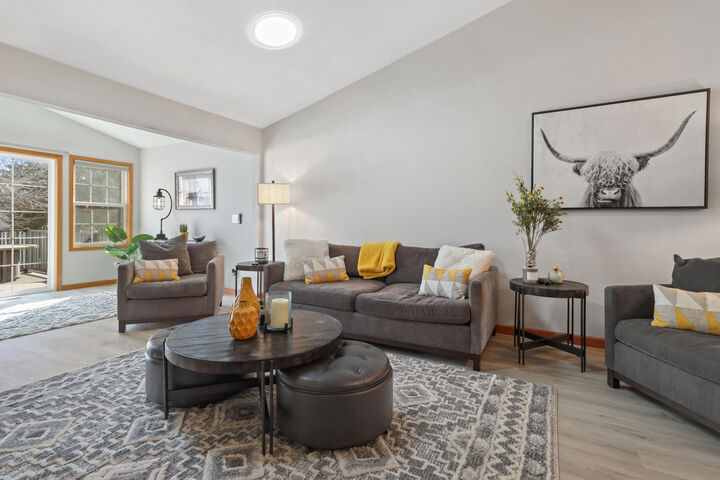 Property Photo: 635 Cardinal Way WI 53590