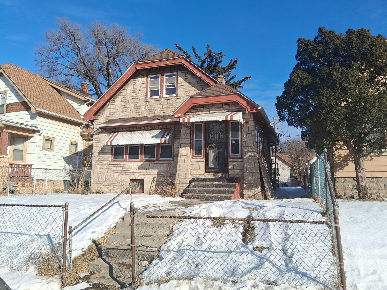 Property Photo:  3812 N 27th St  WI 53216 
