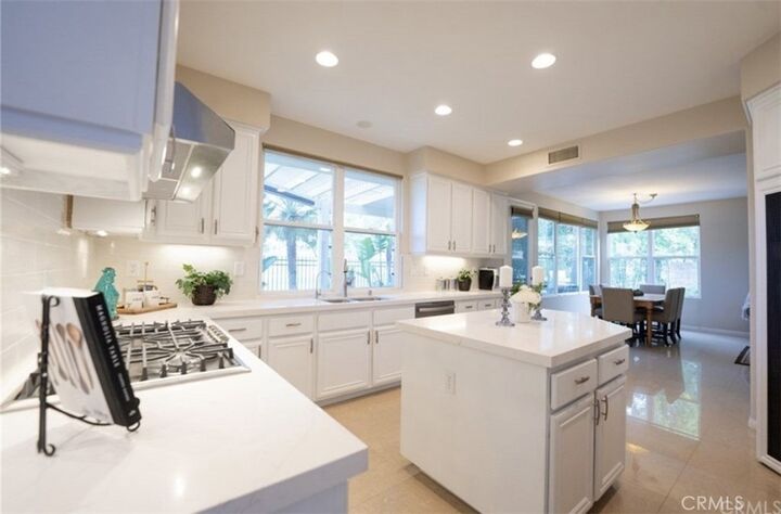 Property Photo:  9 Willowglade  CA 92679 