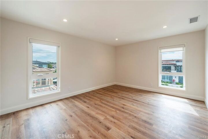 Property Photo:  140 Acacia  CA 92008 