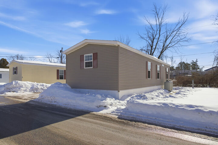 Property Photo:  8 A Street  ME 04011 