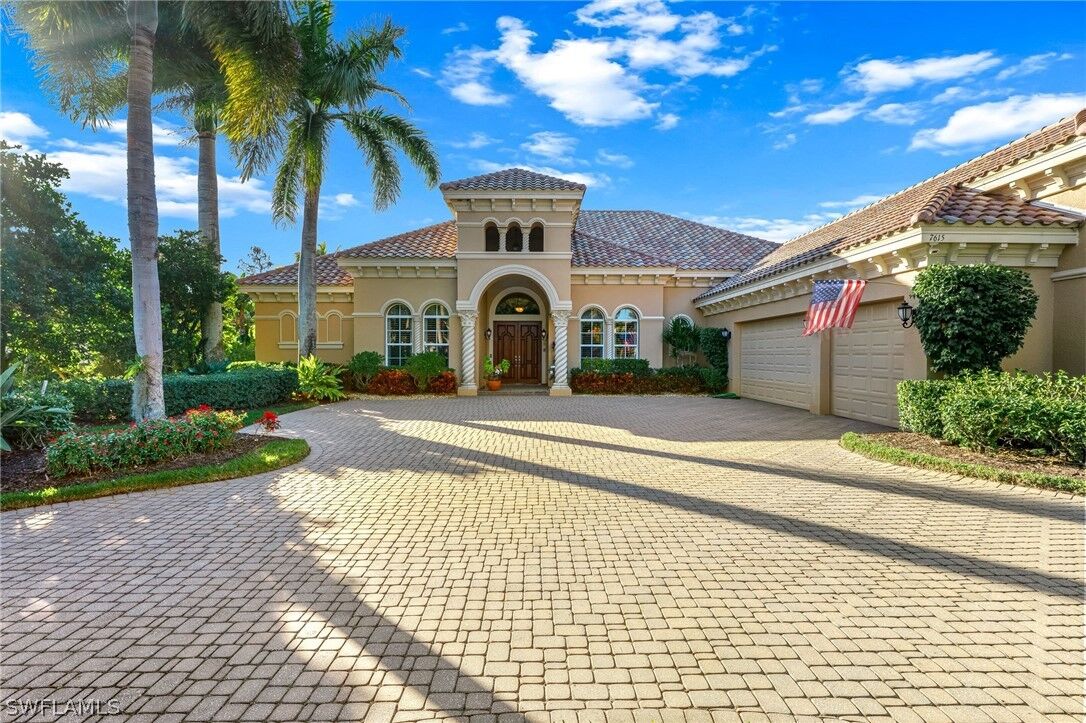 Property Photo:  7615 Palmer Court  FL 34113 