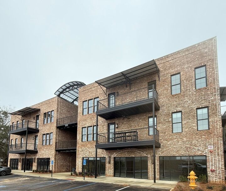 Property Photo: Unit 305 1007 Mistilis Cv MS 38655