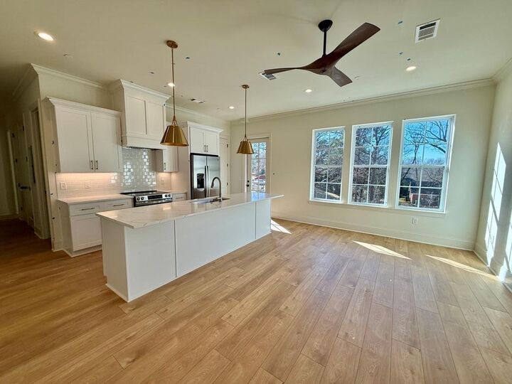 Property Photo: Unit 305 1007 Mistilis Cv MS 38655