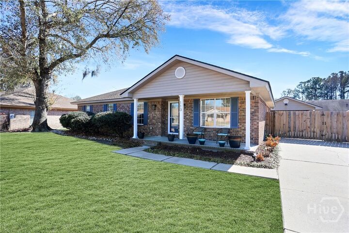 Property Photo:  113 Sandlewood Drive  GA 31405 