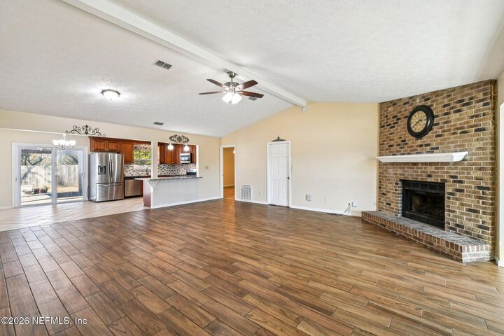 Property Photo:  8817 Kestrel Court  FL 32222 