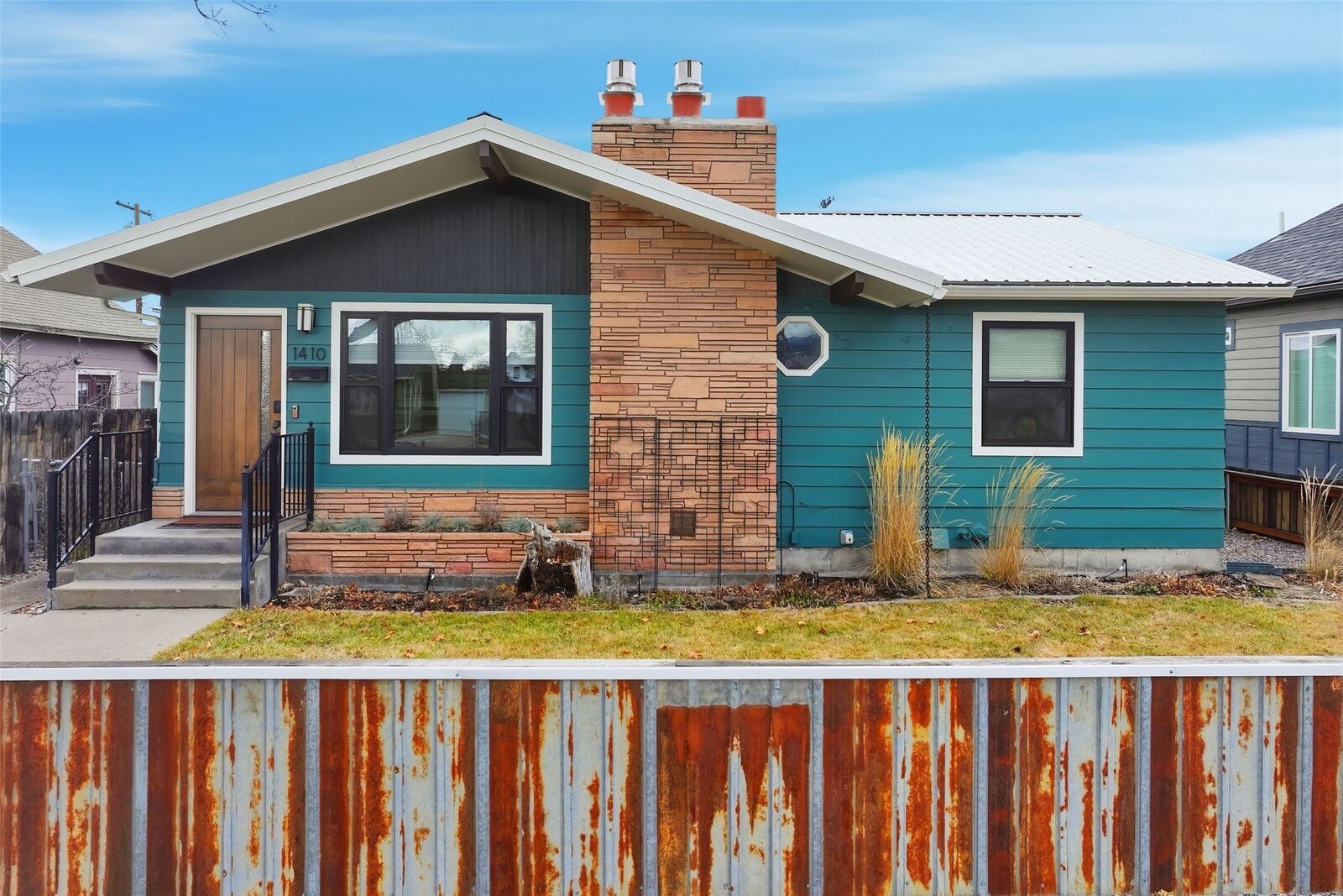 Property Photo: 1410 S 4th Street W MT 59801