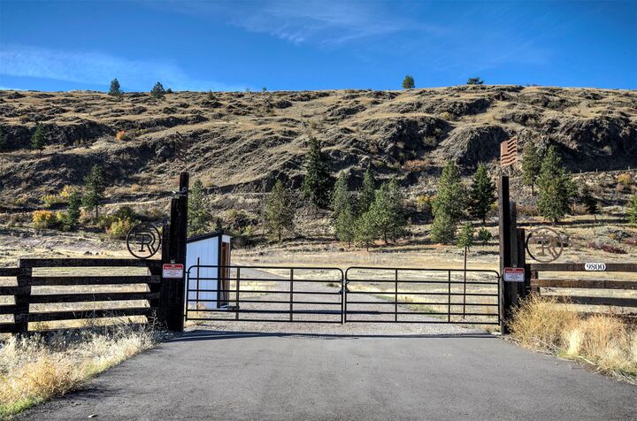Property Photo: 9800 Mt-200 MT 59831