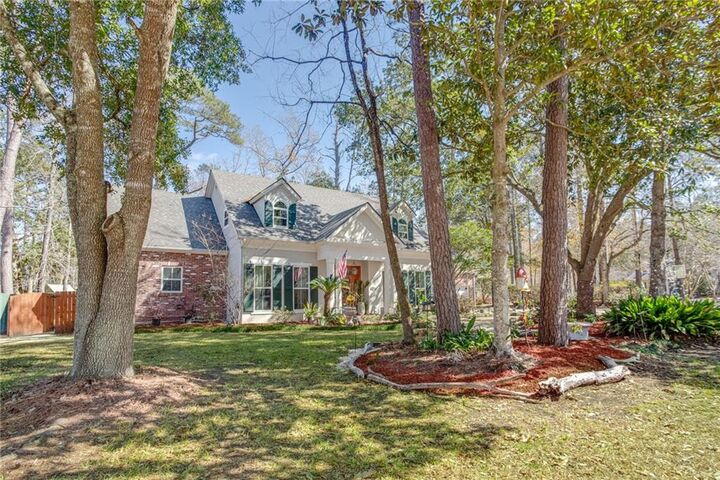 Property Photo: 108 Cornerstone Drive LA 70448