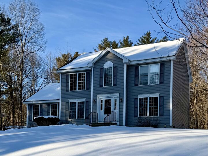 Property Photo:  1 Olde Bridge Lane  NH 03042 