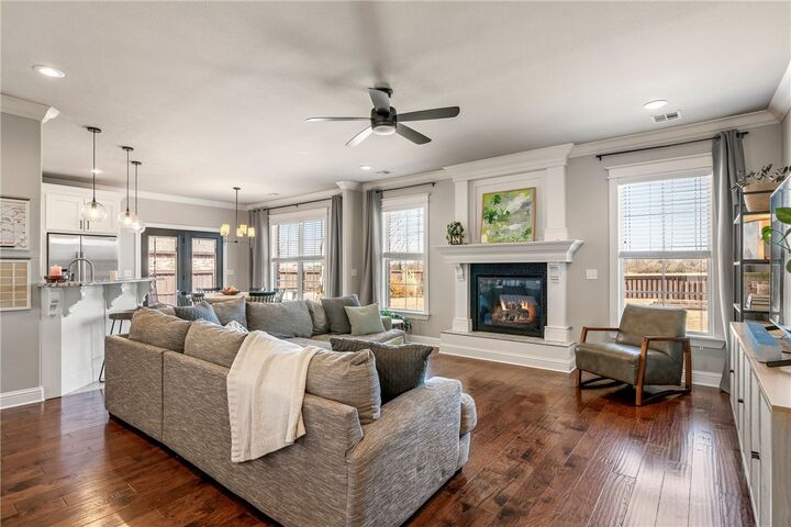 Property Photo:  6215 S 26th Street  AR 72758 