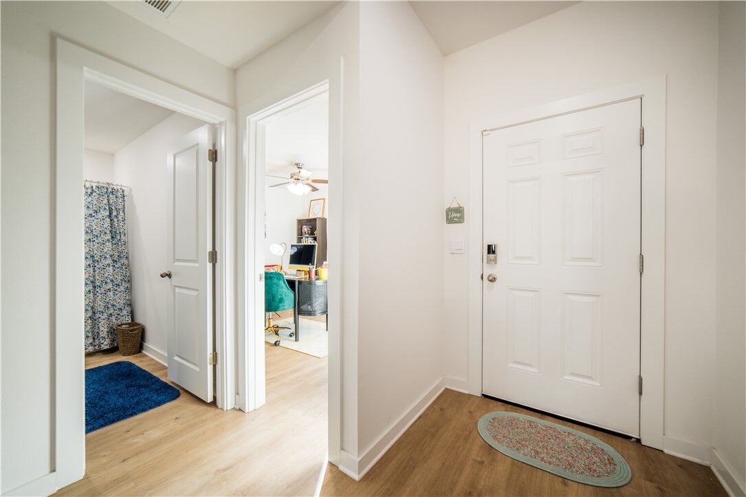 Property Photo:  3121 N Rooster  AR 72761 