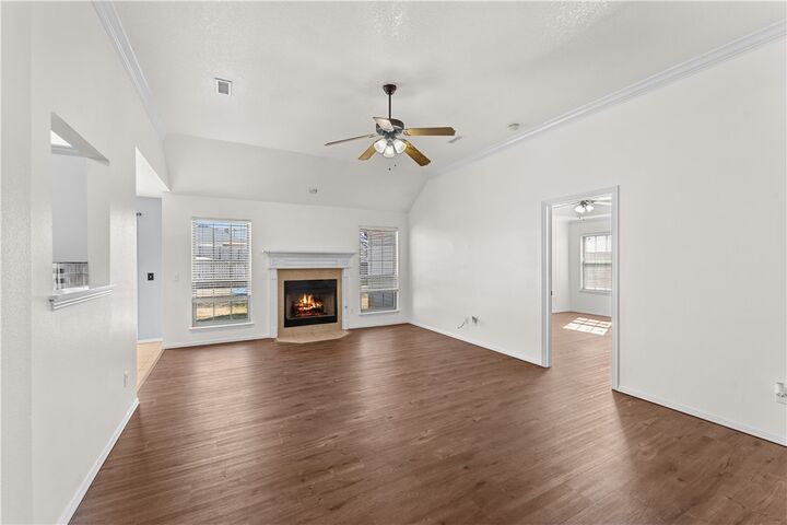 Property Photo:  2003 N Lexington Street  AR 72761 