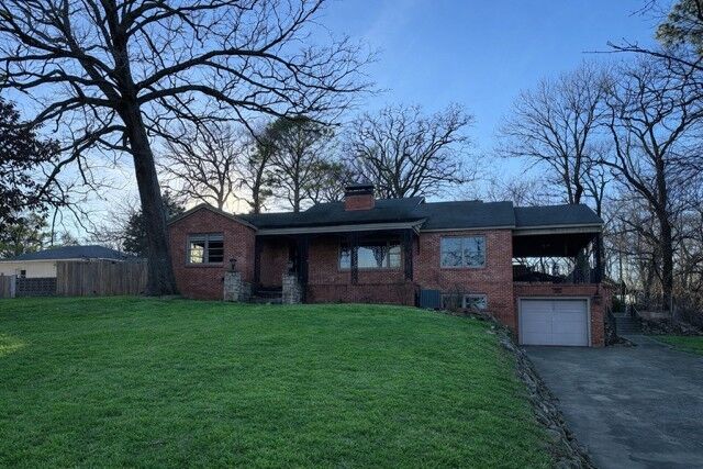 Property Photo: 110 S Garrett Street AR 72761