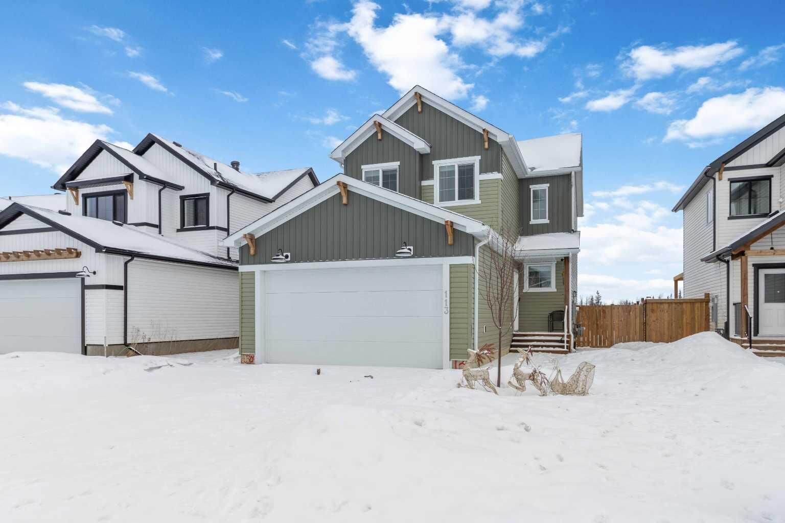Property Photo:  113 Hodgins Avenue  AB T8H 0H4 