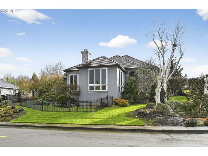 Property Photo:  1276 NW Meadows Dr  OR 97128 