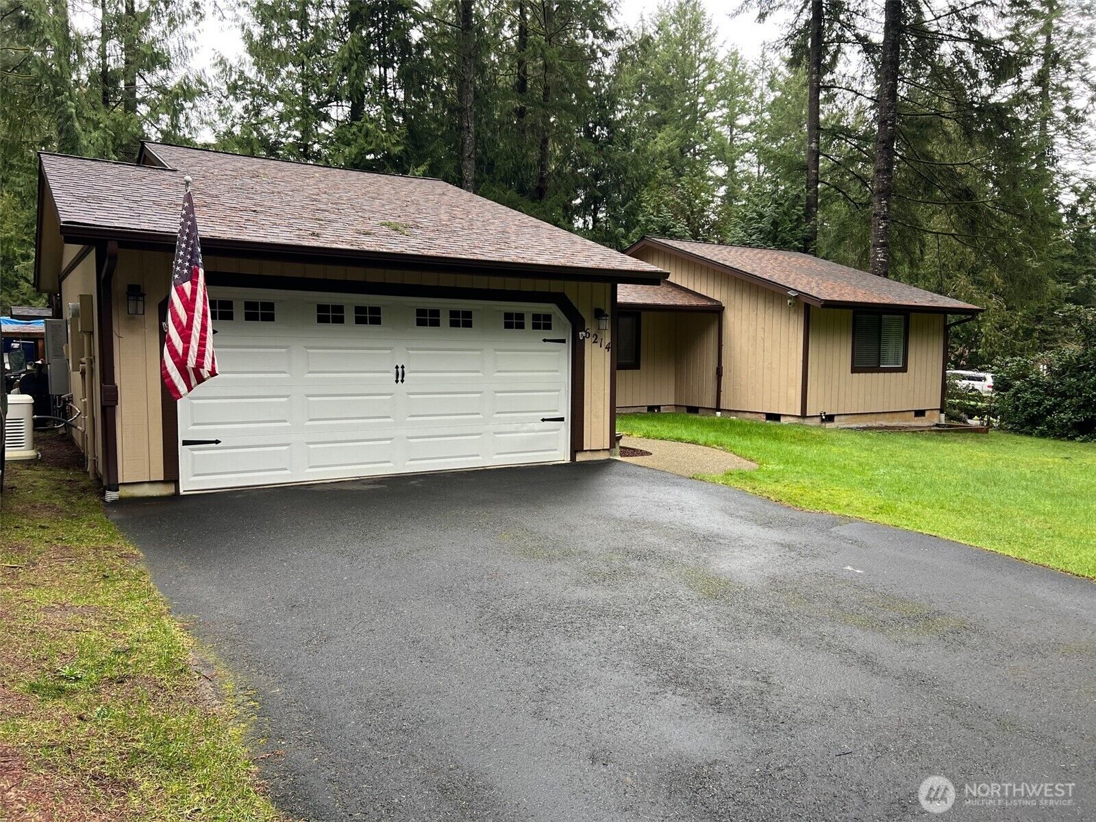 Property Photo:  6214  Neylon Drive SW 98512  WA 98512 