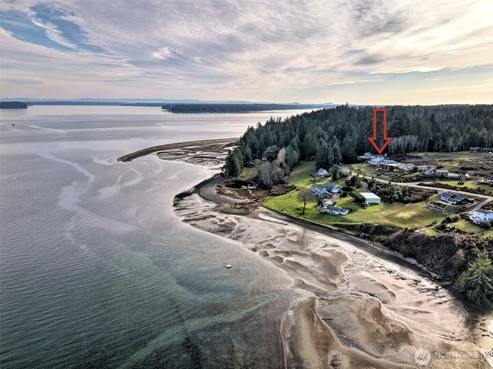 Property Photo:  20 E Case View Place  WA 98584 