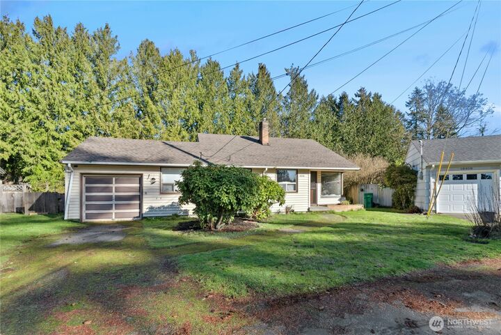 Property Photo:  18016 N Park Ave North  WA 98133 