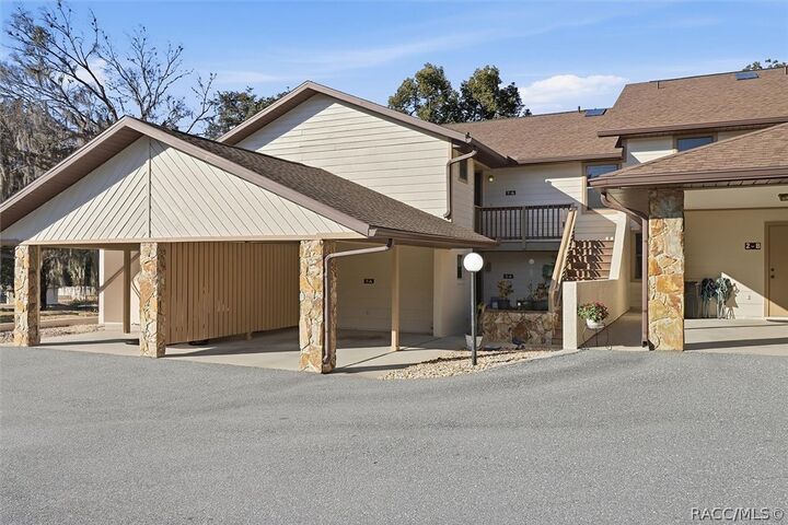 Property Photo:  115 E Hartford Street  FL 34442 