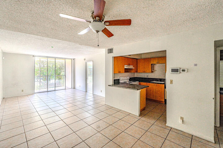 Property Photo:  2017 NW 46th Avenue 310A  FL 33313 