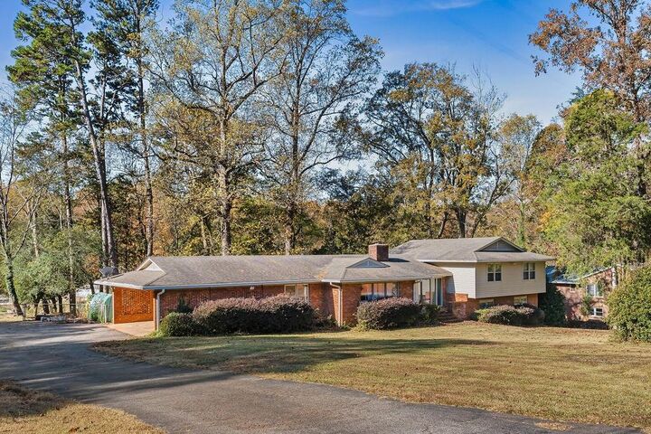 Property Photo:  524 Perrin Drive  SC 29307 