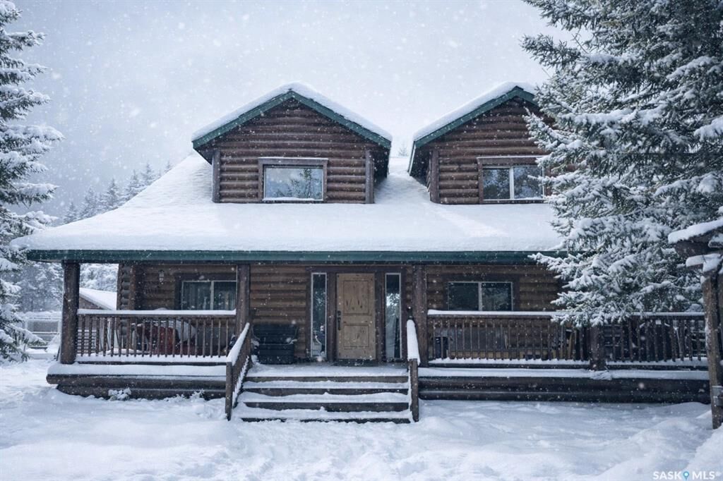 Property Photo:  114 Grace Court  SK S0J 3E0 