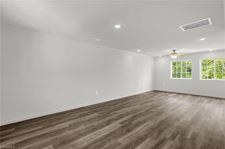 Property Photo:  3917 Arcola Way  NC 27405 