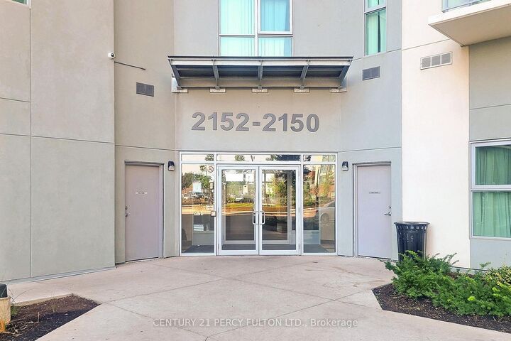 Property Photo:  2150 Lawrence Avenue E 1708  ON M1R 3A7 