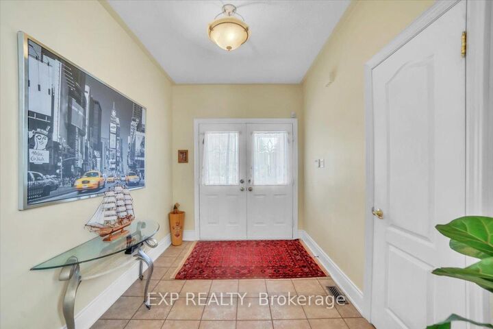 Property Photo: 1 Vitlor Drive ON L4E 2Y4