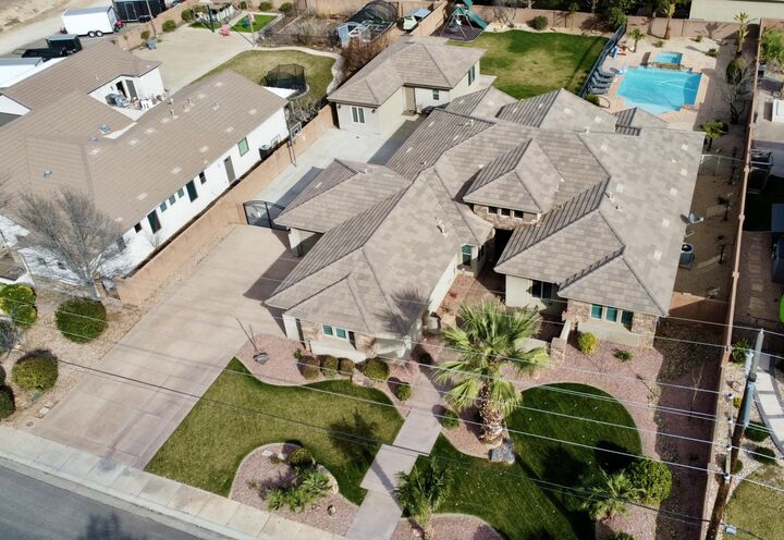 Property Photo:  291 S 1150 W  UT 84737 