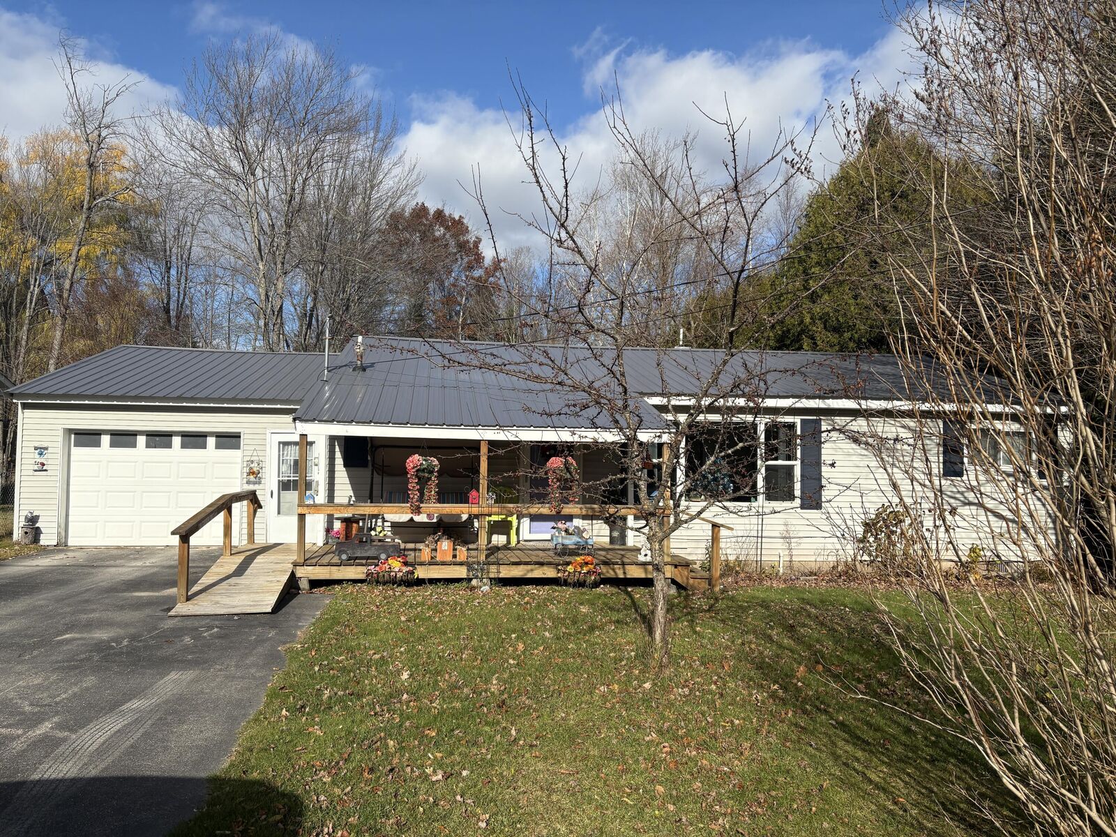 Property Photo:  1038 Birch Road  MI 49707 