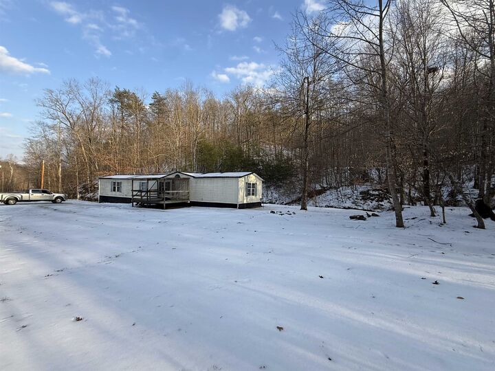 Property Photo:  5066 Stinson Road  KY 41168 