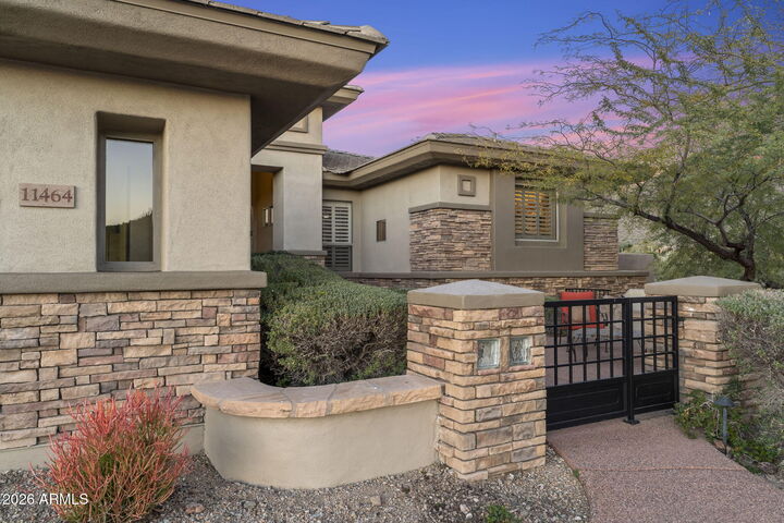 Property Photo:  11464 E Winchcomb Drive  AZ 85255 